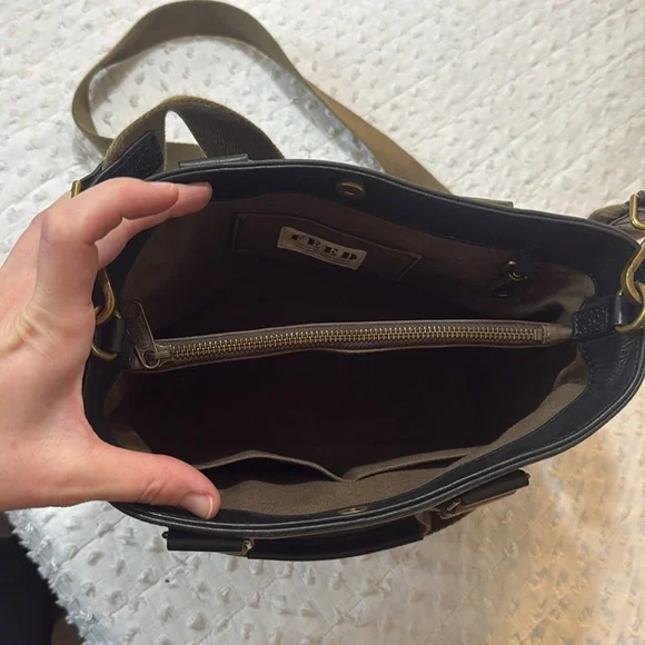 FEED Small Black Work Bag - Picture 10 of 10